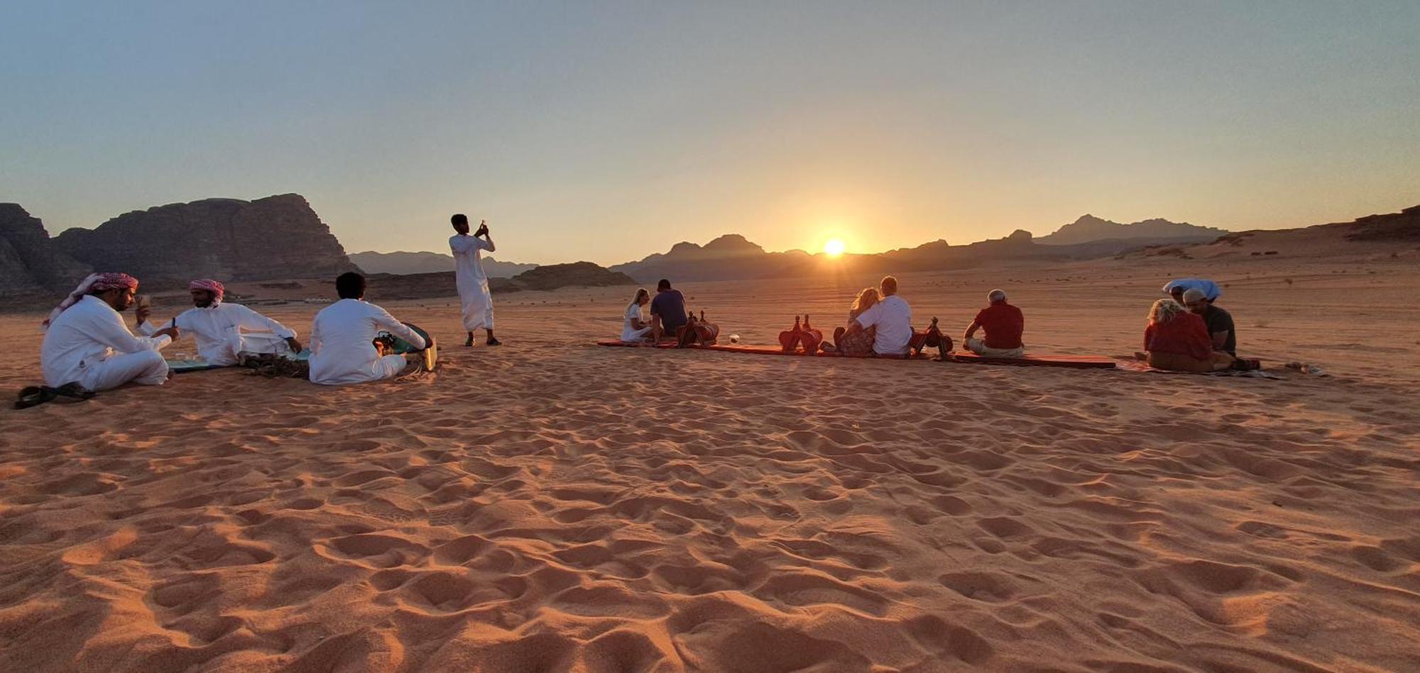 Rum Under The Stars Camp Wadi Rum Ngoại thất bức ảnh